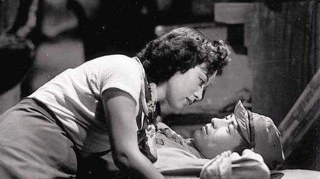 母女二人当汉奸，共同伺候日本人，枪决前提一要求，果断被拒绝