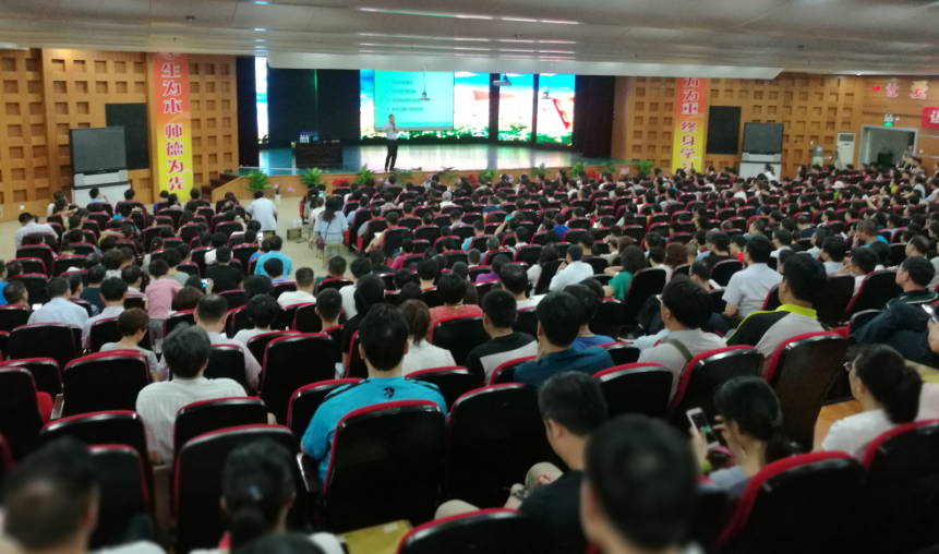 宁夏官宣取消三本批次,2019年高考志愿填报如何应对?
宁夏官宣取消三本批次,2019年高考志愿填报如何应对?