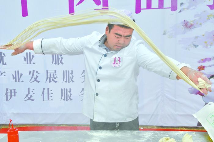 青海:以“政策带动技能引领”促进三大群体就业
青海:以“政策带动技能引领”促进三大群体就业
