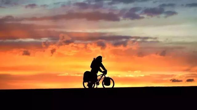 
原创
在线职业教育改变了什么？五个普通人命运逆转的故事


