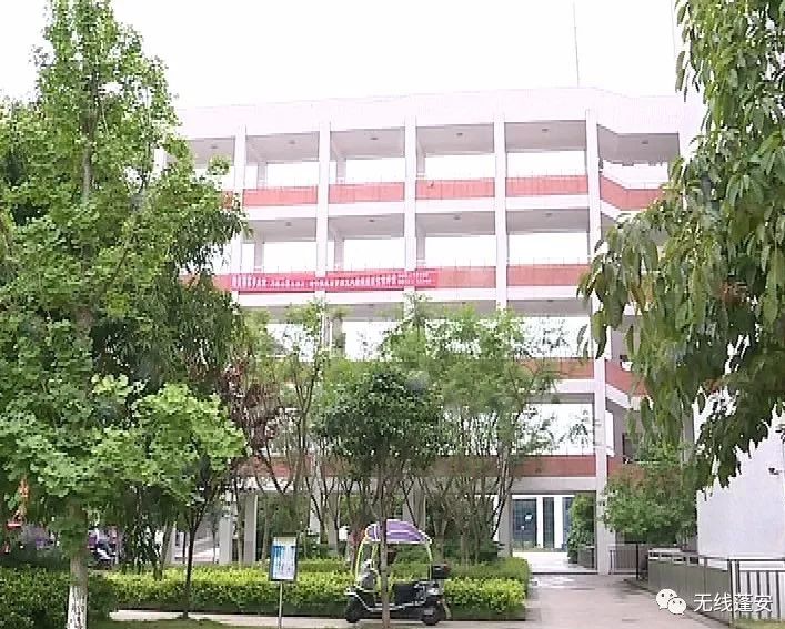 高考倒计时一个月 蓬安二中高三学生备考冲刺