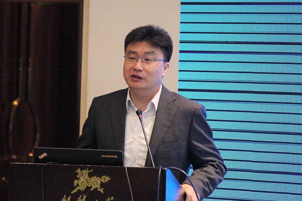 哈工大新增两名党委副书记
哈工大新增两名党委副书记