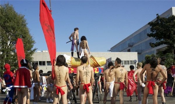 
日本艺术留学-武藏野美术大学-就业率100%


