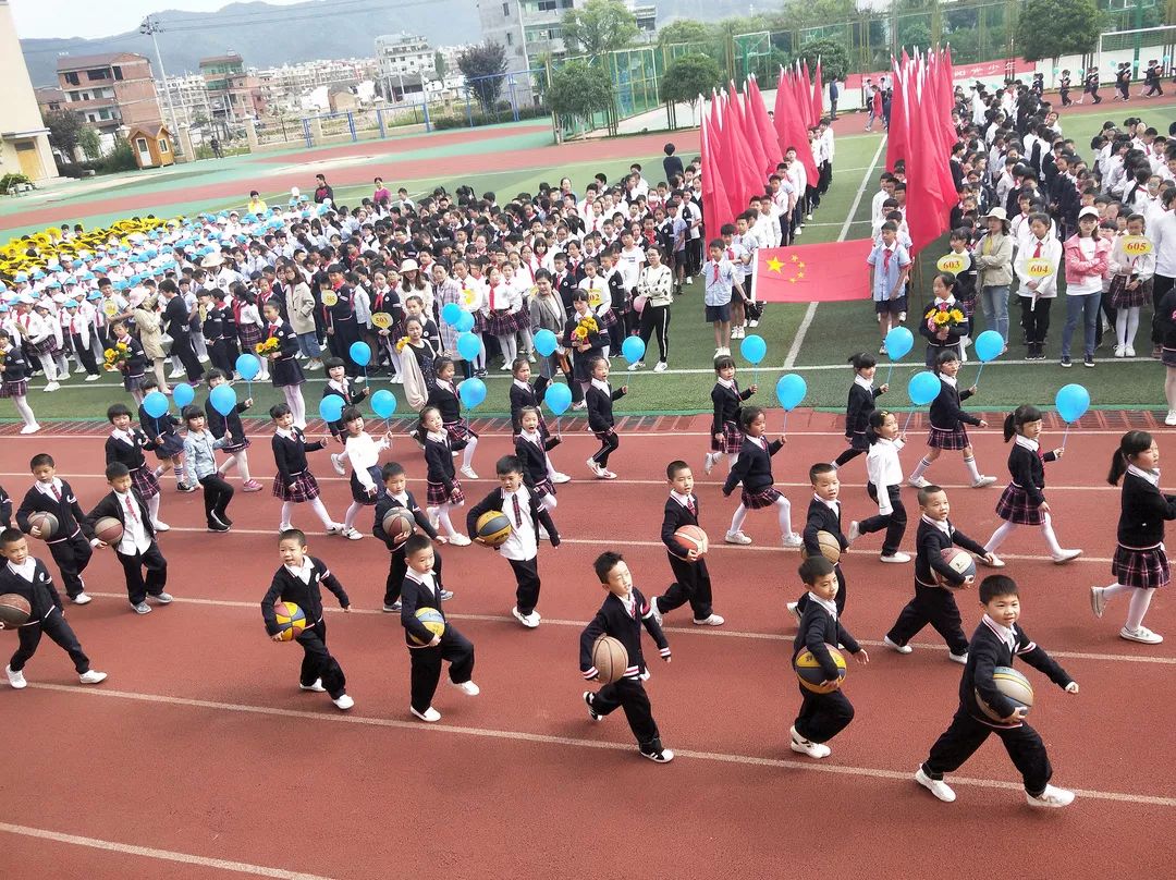 最美的瞬间|东河小学2019春季田径运动会