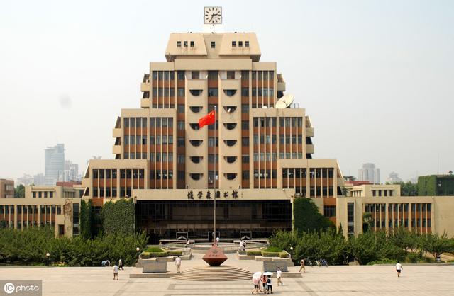 谁才是西部第一高校?学子:这是没有疑问的事情
谁才是西部第一高校?学子:这是没有疑问的事情