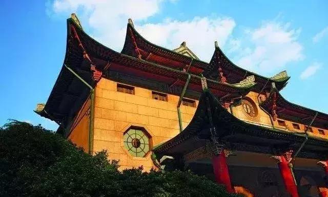 艺考生志愿填报,专业分和文化分占比很重要!
艺考生志愿填报,专业分和文化分占比很重要!