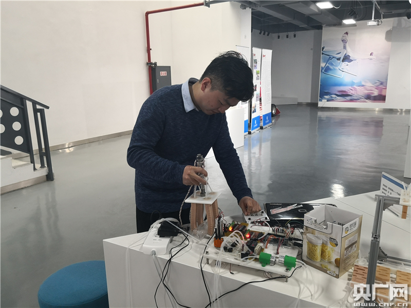 
【长沙高质量发展调研行】从束之高阁到“研以致用”岳麓山“大科城”破解科研成果转化困局


