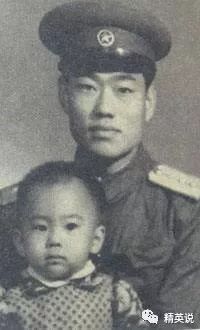 
郑渊洁上热搜：让儿子退学自行“私塾”，这对父子到底有多牛...


