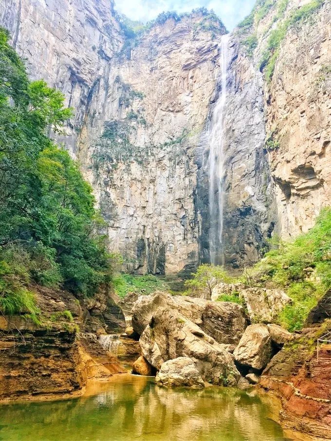 它霸占了太行山50%精绝奇景,高铁直达,却隐匿了2200年