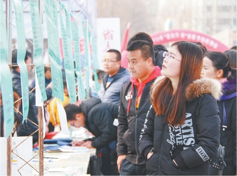 青海:以“政策带动技能引领”促进三大群体就业
青海:以“政策带动技能引领”促进三大群体就业