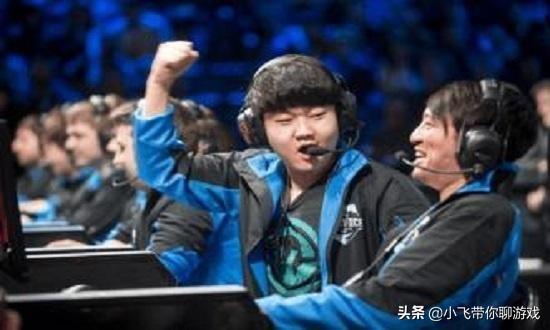 
大学辩论会：该不该鼓励天赋不足打职业？梦想和现实哪个更重要！


