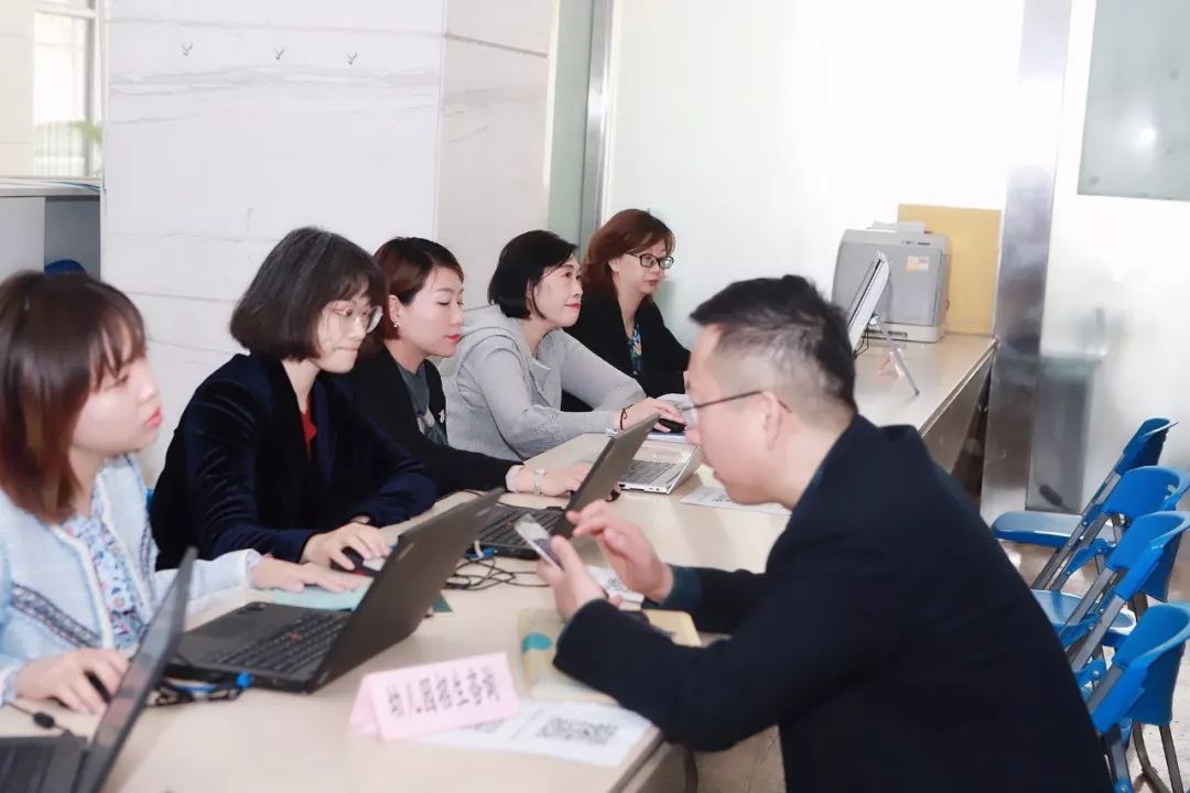 
沪适龄幼儿入园报名验证今起陆续启动！家长们看这里→


