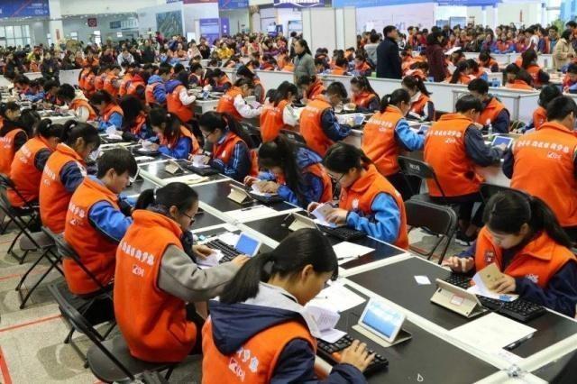 原创
教育部再次召开会议,237亿支持高职扩招,高考前还有机会报名
原创
教育部再次召开会议,237亿支持高职扩招,高考前还有机会报名