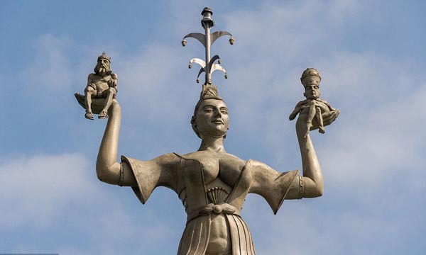 美国人口雕像_美国雕像(3)