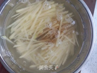 土豆丝炒鸡蛋怎么切丝 8579404f74854be7b00c27fdd09b32a1.jpeg