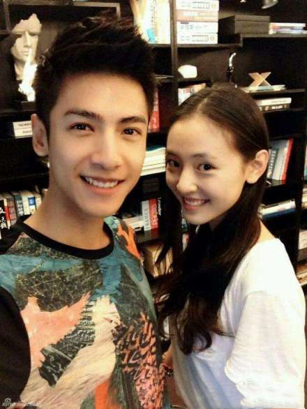 
吴倩成为全世界最幸运女孩，高中遇言默，大学何以琛，工作郑柏旭


