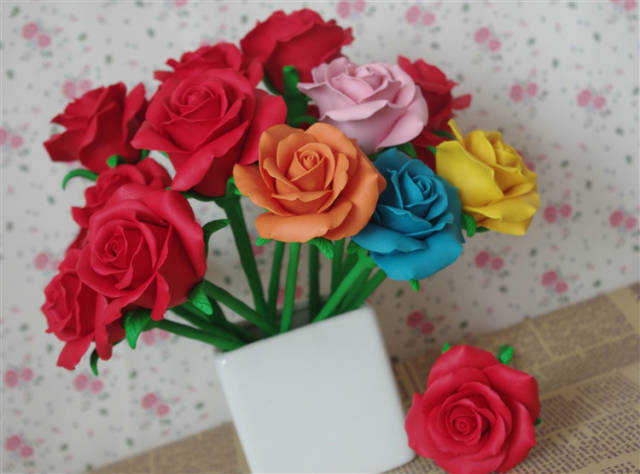 怎么做玫瑰花送给妈妈的 8b2f506f62f94964bf46f1a0d07d59b0.jpeg