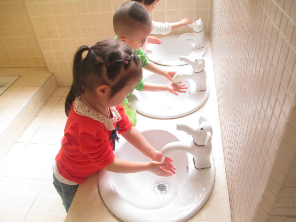                     孩子上幼儿园老生病，怎么办？儿科医生：做好4件事，娃身体好！