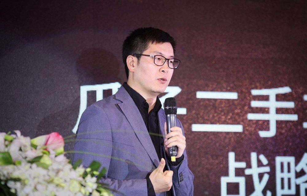 
【虎嗅晚报】《和平精英》上线；姚劲波退出名下公司


