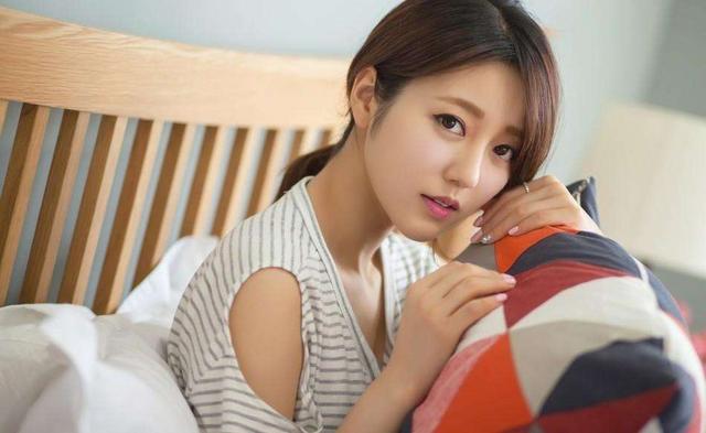 高三学生平时才考350多分,高考只有30天还有希望吗?
高三学生平时才考350多分,高考只有30天还有希望吗?