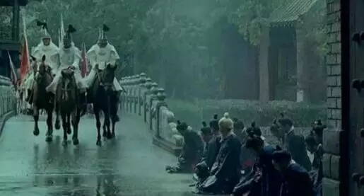 清军入关扬州后曾十日不封刀，并屠城80万人，百年后世人才知真相