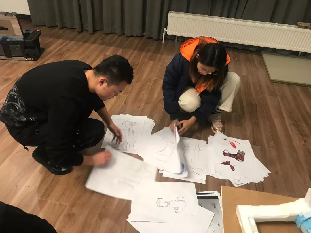 
【设计课堂】集帅气与才气的优秀学员，分享学习心得！


