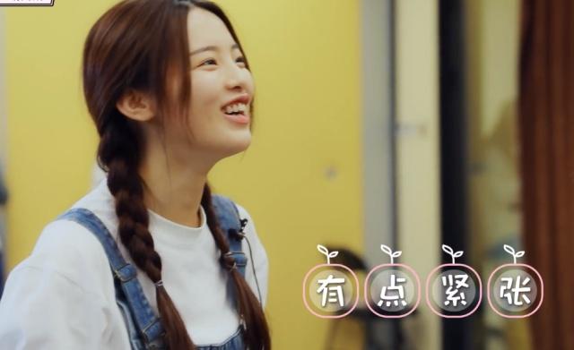原创
明星文化水平何时提升?宋祖儿连简单的小学算术题也不会
原创
明星文化水平何时提升?宋祖儿连简单的小学算术题也不会