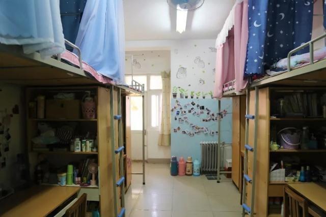 
原创
上大学选上铺还是下铺？这样“抢床位”的大学生最受益


