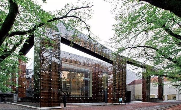 
日本艺术留学-武藏野美术大学-就业率100%


