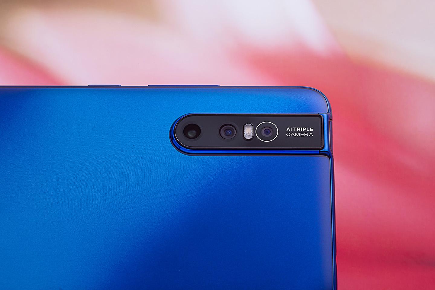 无与伦比的梦幻之美 vivo s1 pro钟情蓝