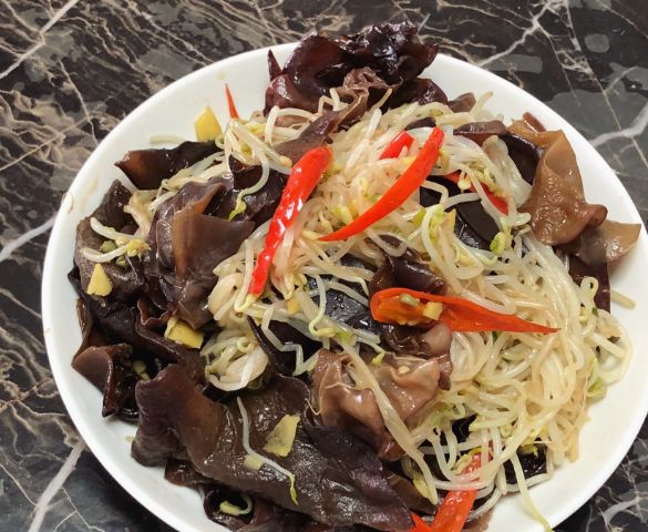 炒豆芽怎么炒孩子爱吃 f2b90f2768534be6bd5ca7b37c561133.jpeg