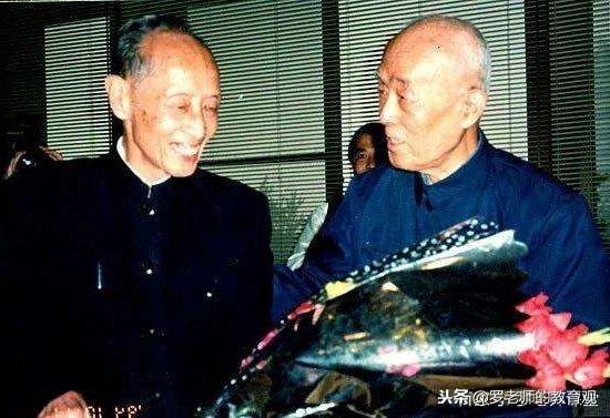 
最牛考生：高考数学0分，作文3句话，却被985大学破格录取！


