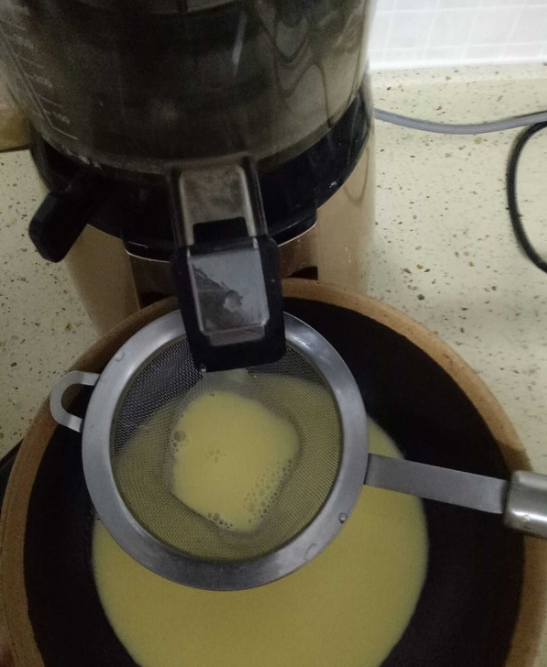                     不管再难搞的积食，玉米这样用，喝完一碗嗖嗖嗖！再也不用药！