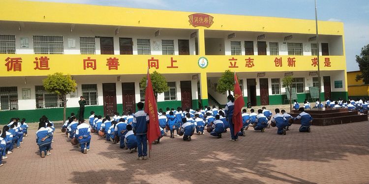 
邓州市桑庄镇中心校：模拟迎验促提升均衡交流共发展


