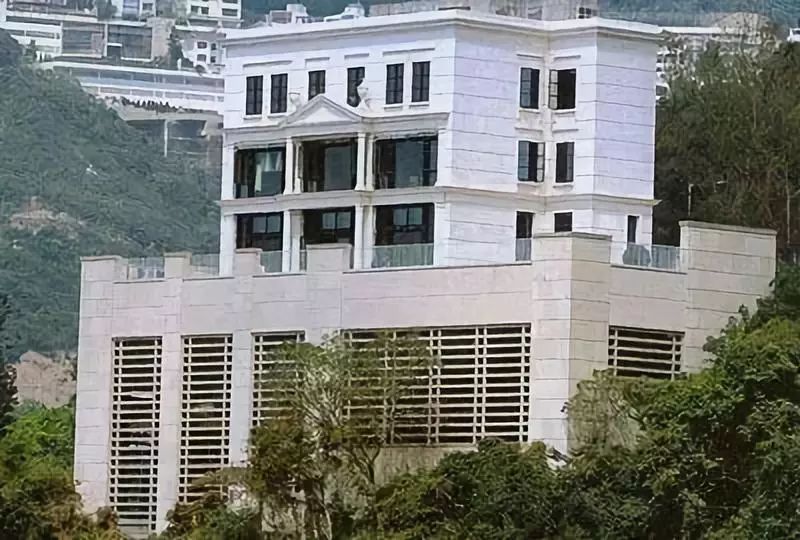 1300万香港豪宅排行榜李嘉诚竟然只排第三最豪的是