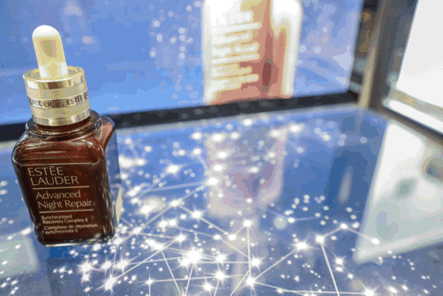 红石榴洁面30ml≈68元(官网280元125ml) 红石榴水30ml≈63元(官网420