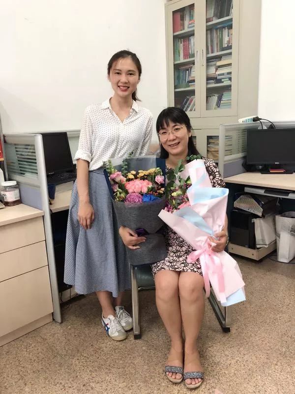 先进青年风采杨宜凡永远年轻永远热泪盈眶