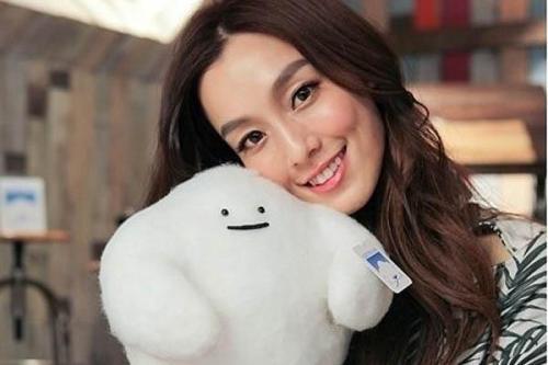 
原创
“哈佛才女”范玮琪否认学历造假，称读的是哈佛延伸教育学院！


