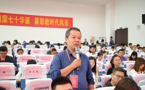 
原创
全国融媒采访团走进武汉交通职业学院探寻“水上速度”


