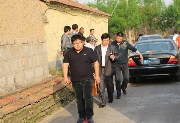 原创
在农村,一个月挣多少钱才够花?听听农民怎么说
原创
在农村,一个月挣多少钱才够花?听听农民怎么说