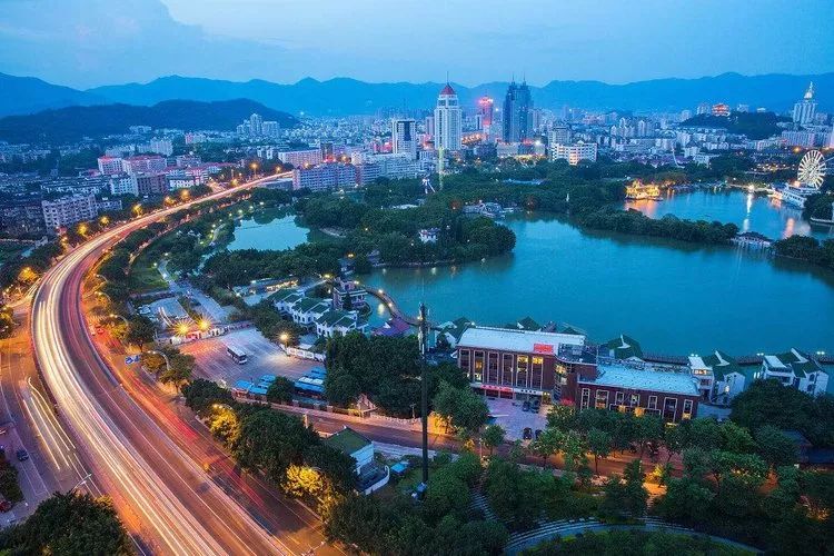 福建各地市gdp_2015上半年福建各市GDP排名及增速 泉州2582亿元最高(2)