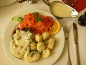 为什么有人喜欢吃酸黄瓜 59d095a6d05d4cf1953d2f54d6b0efd6.jpeg