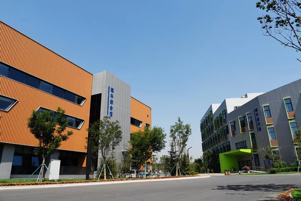 耀华国际教育学校探校 雄厚底蕴,光耀中华