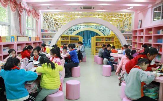 
爸妈6点下班，孩子3点半放学……你家孩子放学去哪了？


