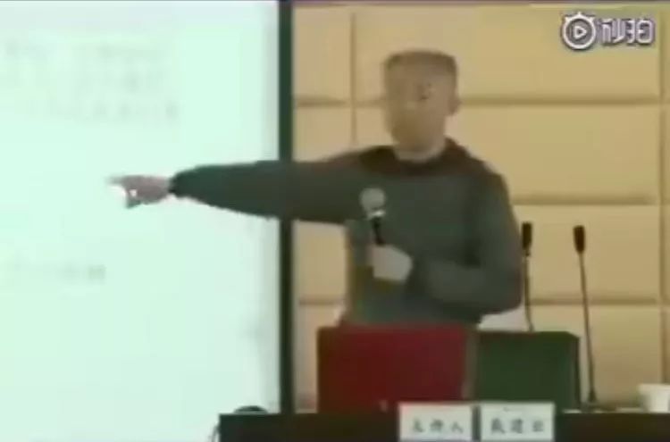 
原创
你见过疯狂追星玩微博很六的美女科学家吗？这里就有一个


