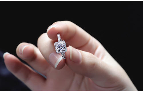 首饰盒子男 7fc481920d99419ebc54331ab0299b2f.jpeg