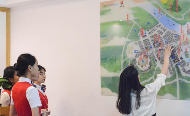 
黄龙溪惊现古典美人高颜值小姐姐原来竟是准空姐


