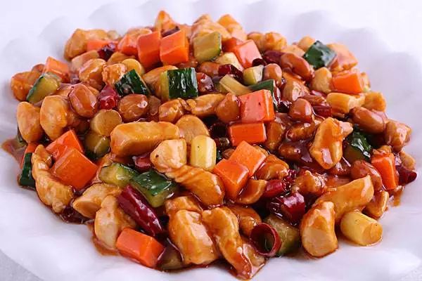 宫保鸡丁美味相传这三道做法让你寻味