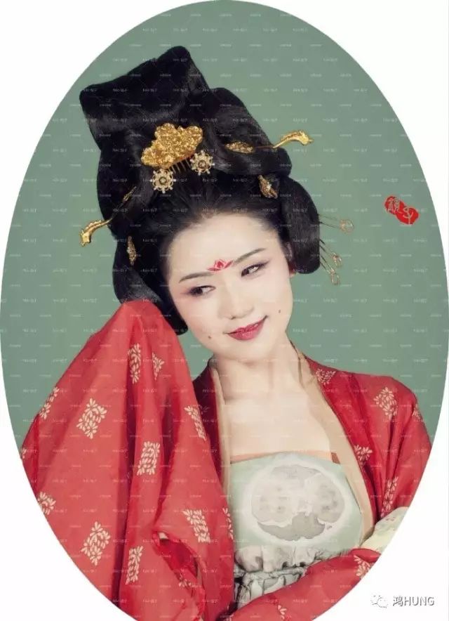 古人化妆术 | 照花前后镜,花面交相映
