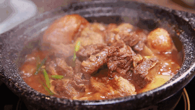 9ad8f0c81cb94eefae674f0b517157a4.gif